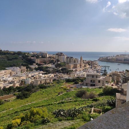 마르사스칼라 Panoramic Penthouse In Marsascala Which Enjoys Sea And Country Views 아파트 외부 사진