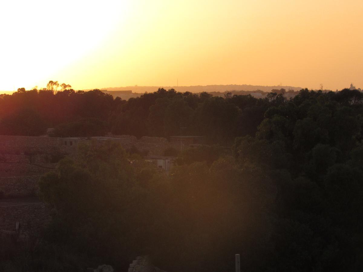 마르사스칼라 Panoramic Penthouse In Marsascala Which Enjoys Sea And Country Views 아파트 외부 사진