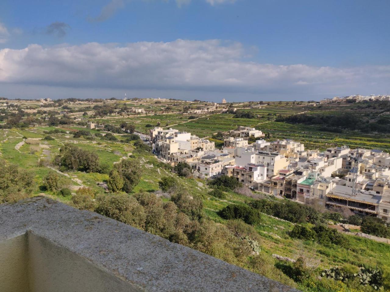 마르사스칼라 Panoramic Penthouse In Marsascala Which Enjoys Sea And Country Views 아파트 외부 사진
