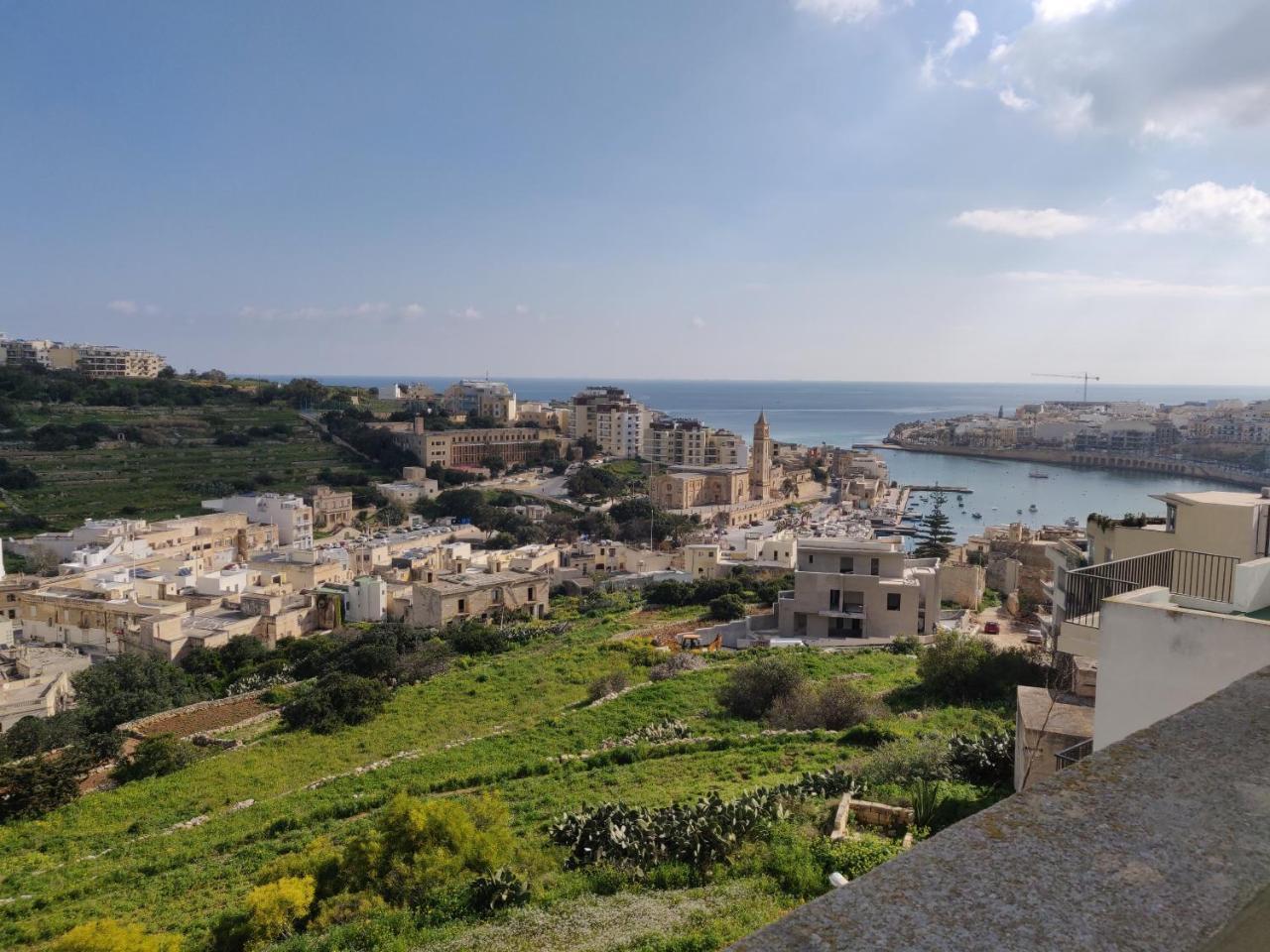 마르사스칼라 Panoramic Penthouse In Marsascala Which Enjoys Sea And Country Views 아파트 외부 사진
