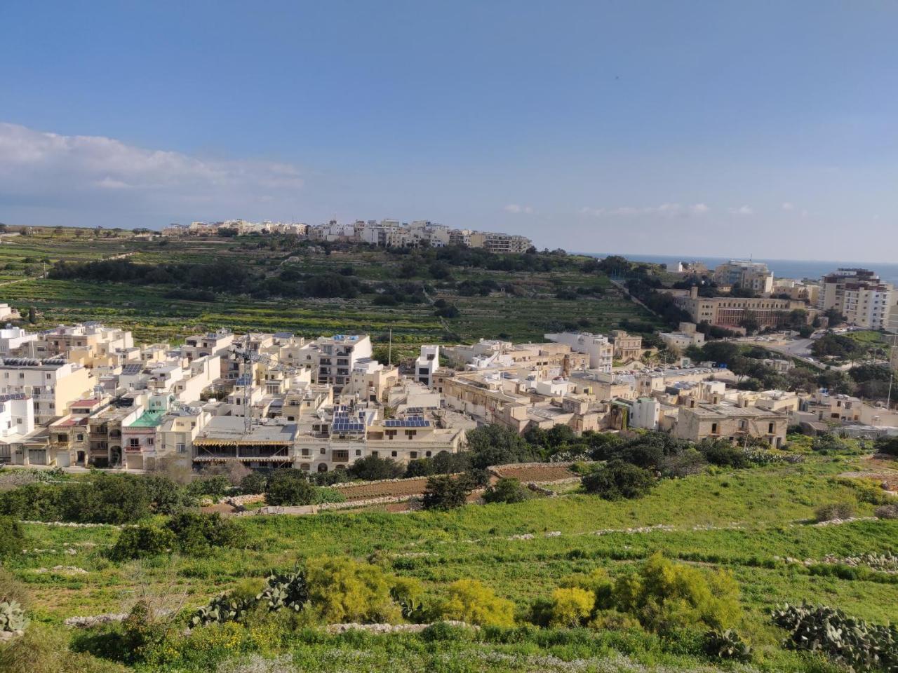 마르사스칼라 Panoramic Penthouse In Marsascala Which Enjoys Sea And Country Views 아파트 외부 사진